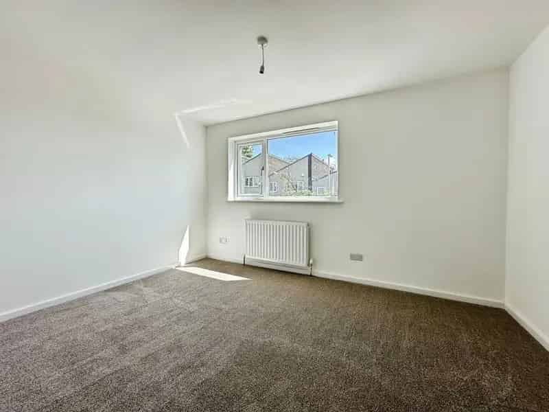 2 Bedroom End Terrace House for Rent Leeds LS11
