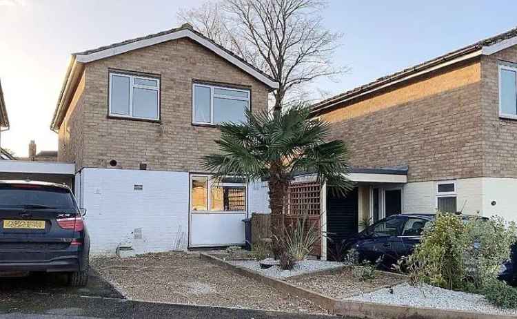 4 bedroom detached house to rent