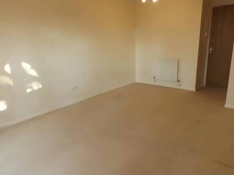 2 Bedroom House Near Amenities - Zero Deposit Available
