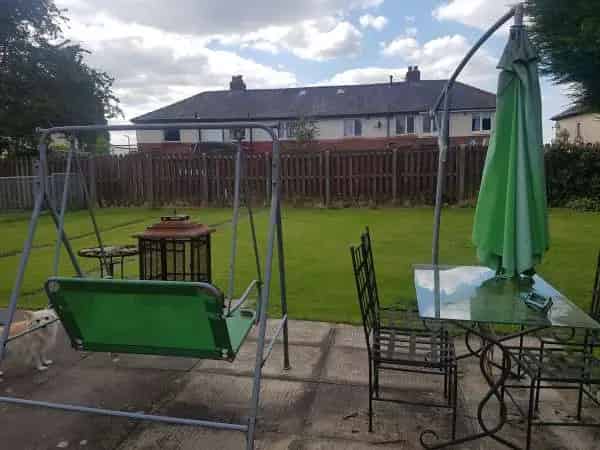 2 Bed Semi Detached House Swap Near Shops