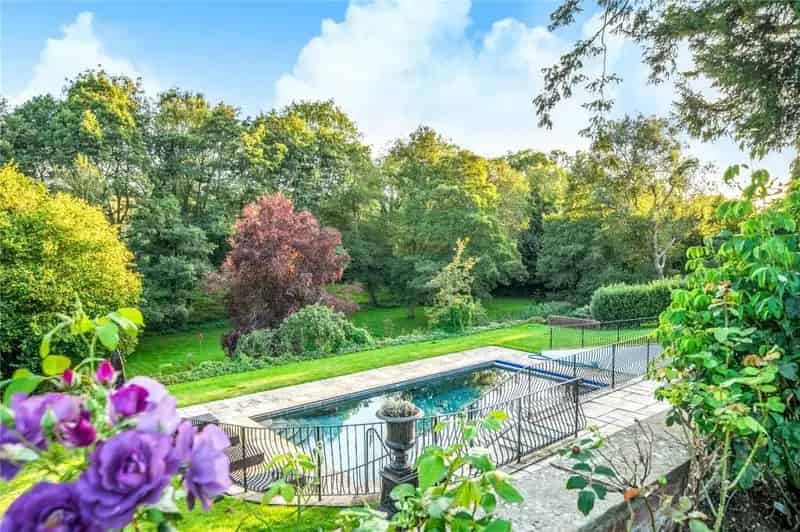 2.2 Acre Haven in Westerham Near London