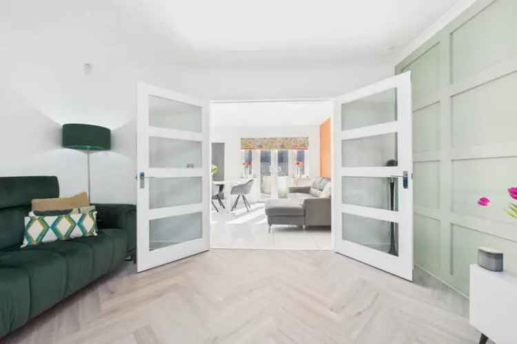4 Bedroom Detached House to Rent in Rutherglen