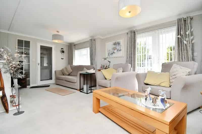3 Bedroom Detached Park Home Over 55s Gated Community