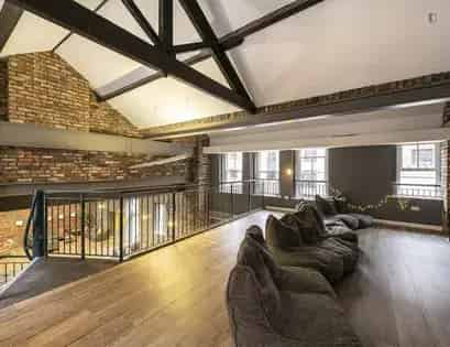 1 room room of 11 m² in Sheffield