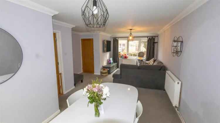 3 Bed House for Sale - Family Home with Garage and Garden