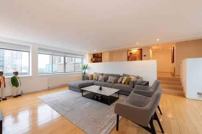 3 Bedroom Duplex Apartment for Sale in London