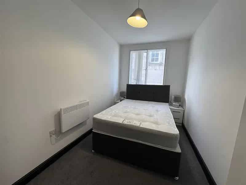 2 Bedroom Flat House to Rent in Liverpool City Centre