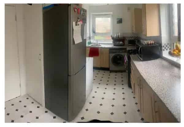 2 Bedroom Ground Floor Flat Near Shops and Schools