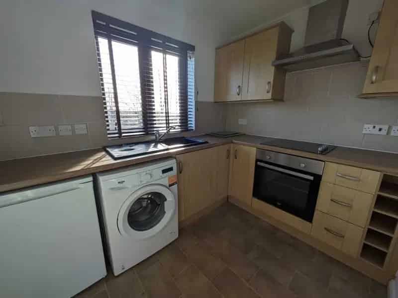 2 Bedroom Flat to Rent Folkestone Kent