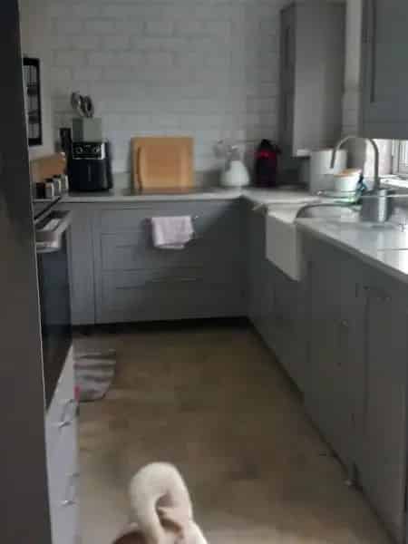 3 Bed House with Large Garden and Parking
