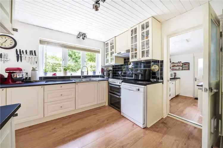 House For Sale in Winchester, England