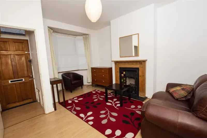 2 Bedroom Student House 2025 2026 Academic Year