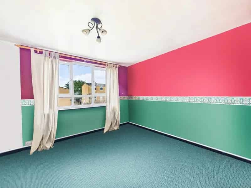 2 Bedroom Duplex Flat For Sale By Auction