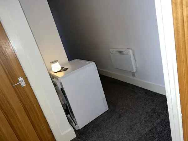 Flat For Rent in Gosport, England