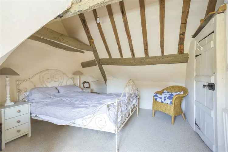 House For Sale in Marlborough, England