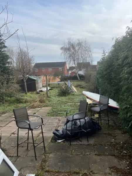3 Bed Semi Detached House Cul De Sac Large Gardens Drive