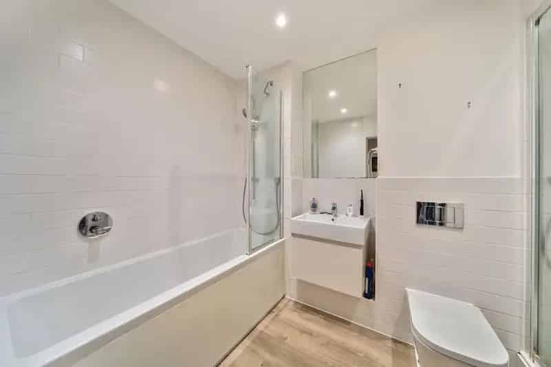 Stylish One Bedroom Flat near Stockwell Tube