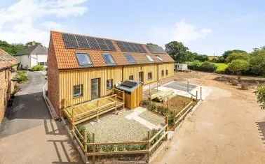 2 Bed Barn Conversion Clyst St Mary High Spec Solar EV