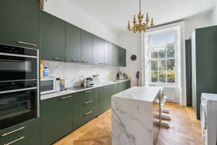 Apartment to rent with 3 bedrooms, Kings Road, Richmond