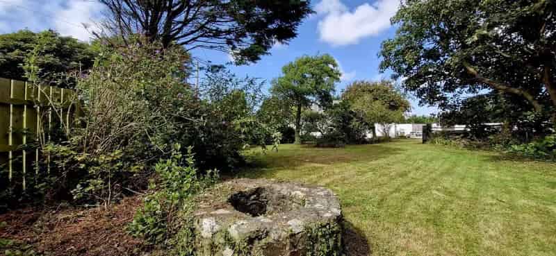 6 Bed Property for Sale