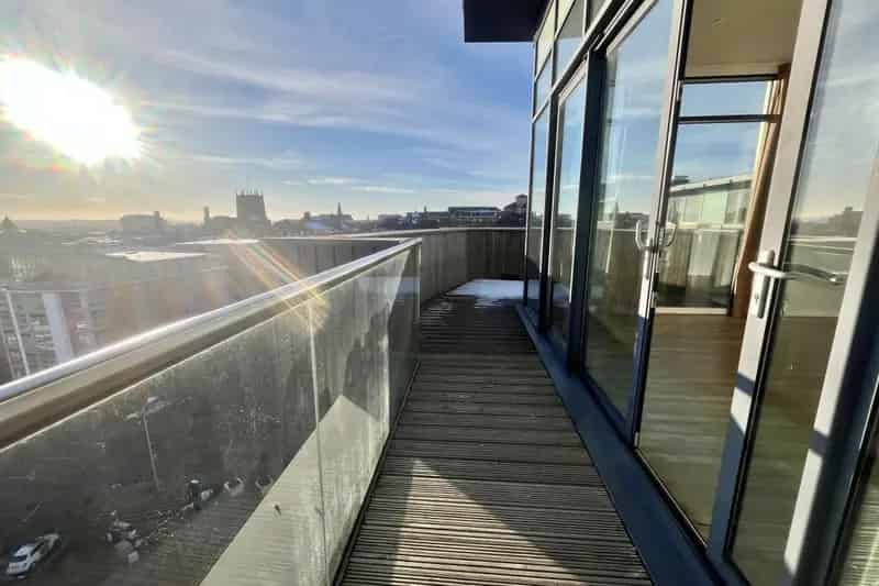 Stunning One Bedroom Penthouse Apartment in Nottingham City Centre