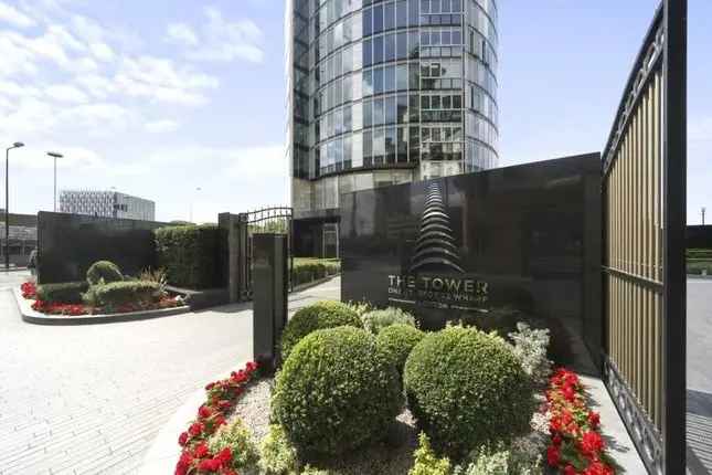 Luxury 2-Bedroom Apartment in The Tower St George Wharf