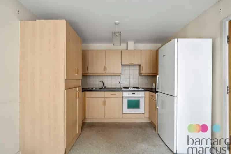 Modern Apartment near Colindale Station