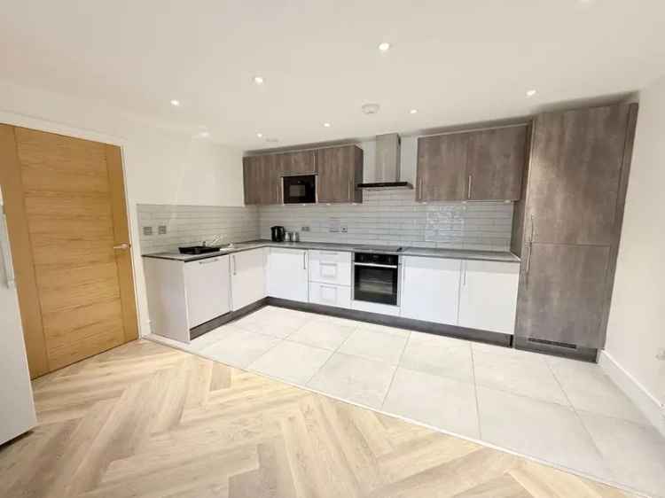 2 Bedroom Apartment for Sale in Shirley Solihull