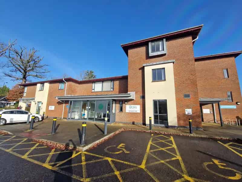 Medical Centre For Lease Waterlooville Modern Building First Floor Parking
