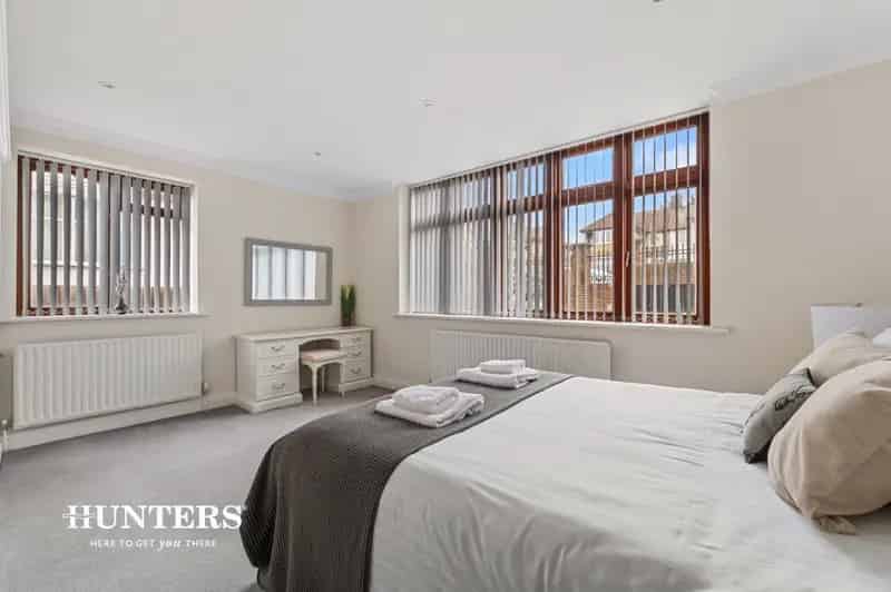 4 Bedroom Flat To Let Dollis Hill