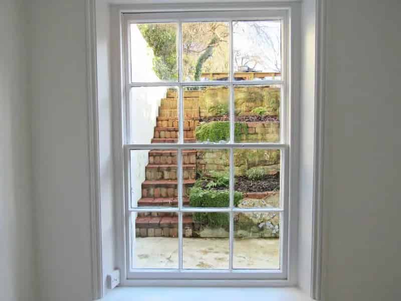 2 Bedroom Apartment House to Rent in Brighton