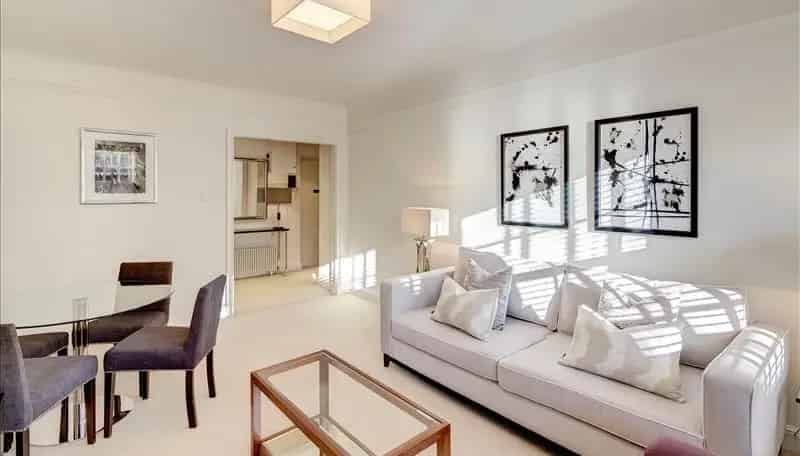 2 Bedroom Flat Apartment in London Fulham Road Thurloe Court