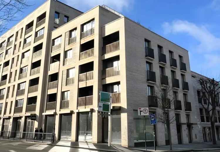 Commercial property For Rent , Barnby Street, London, England