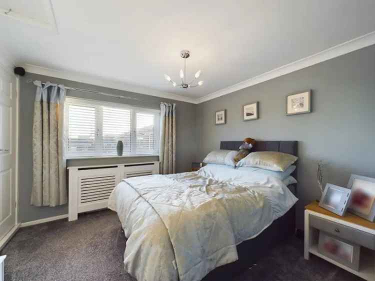 1 Bedroom House For Sale Near M1 Motorway