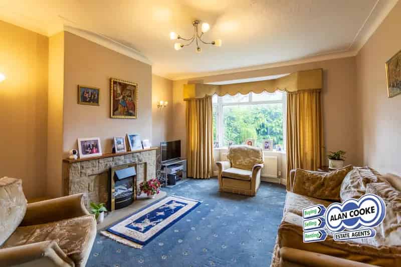 3 Bedroom Semi-Detached House for Rent Near North Leeds Schools