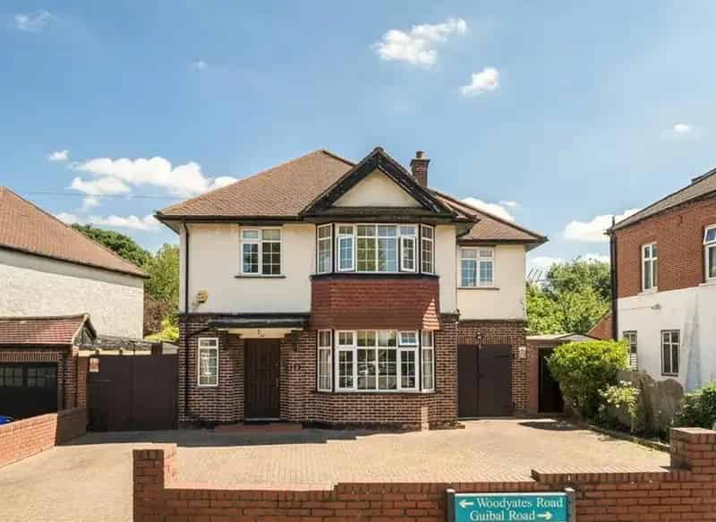 Industrial property For Sale , Woodyates Road, London, England