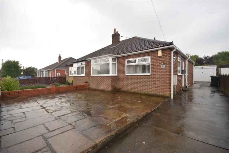 Bungalow For Sale in Leeds, England