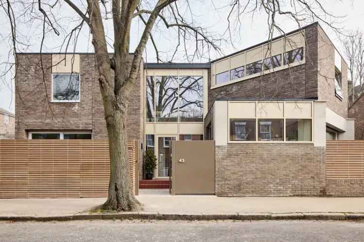 3-Bedroom House in Hither Green South East London