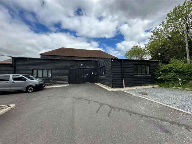 2000 Sqft Commercial Space to Let in Essex