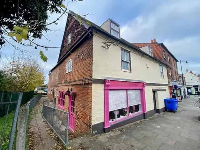 Retail Unit To Let Bartholomew Street