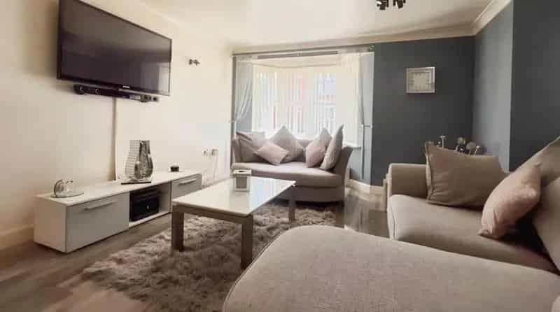 2 Bedroom Ground Floor Apartment Ashford Repton Park