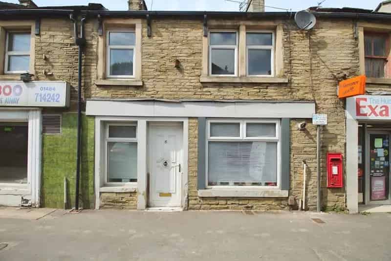 3 Bedroom Mid Terrace House For Sale Brighouse West Yorkshire