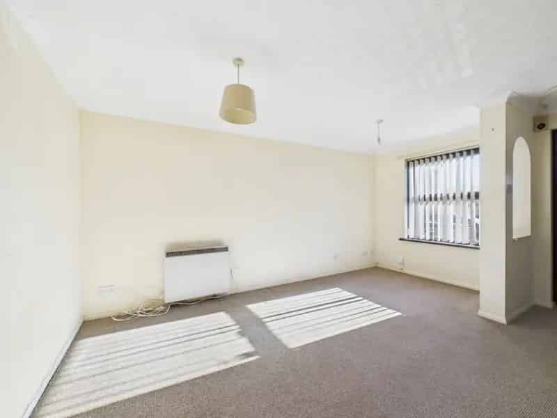 2 Bedroom House for Sale in Crownhill Plymouth