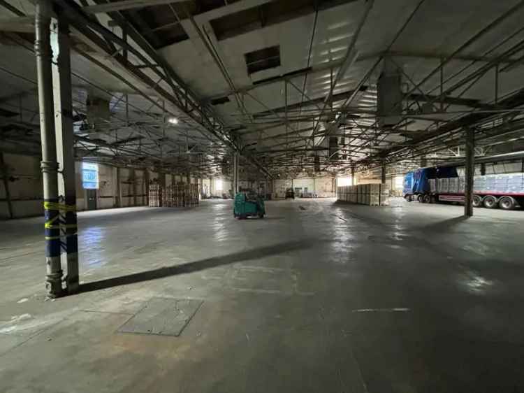 Large Glasgow Warehouse - 96,594 sq ft