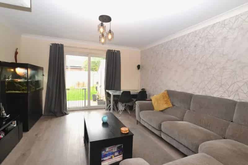 2 Bedroom House For Sale