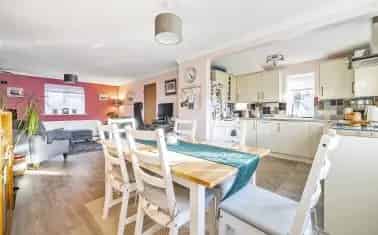 Charming 3-Bedroom House in Ashcombe Near Teignmouth