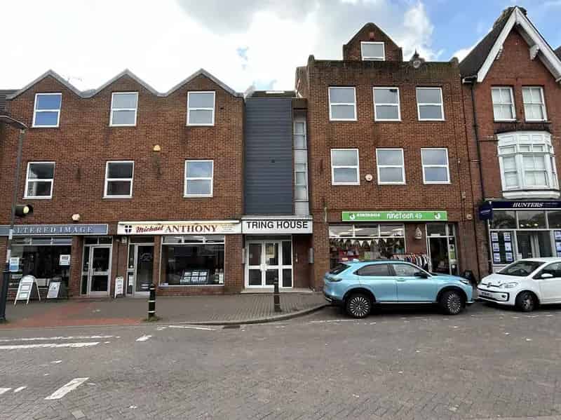 Open Plan Office Suite with Parking