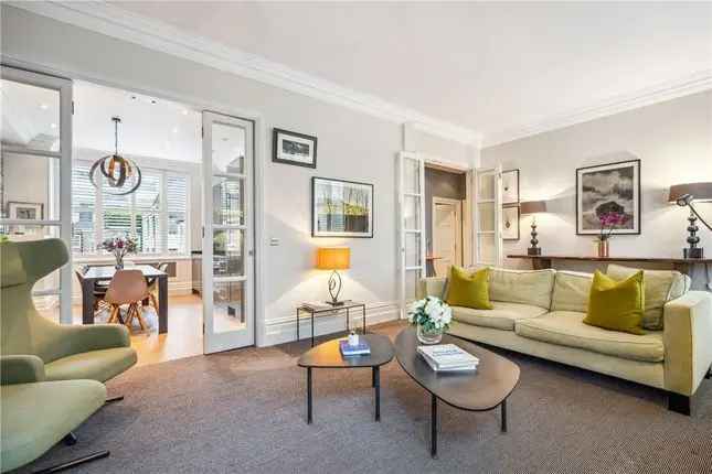 Flat for sale in New Cavendish Street, Marylebone, London W1G