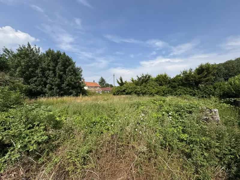 Planning Approved: Two 4-Bed Detached Houses Development Site