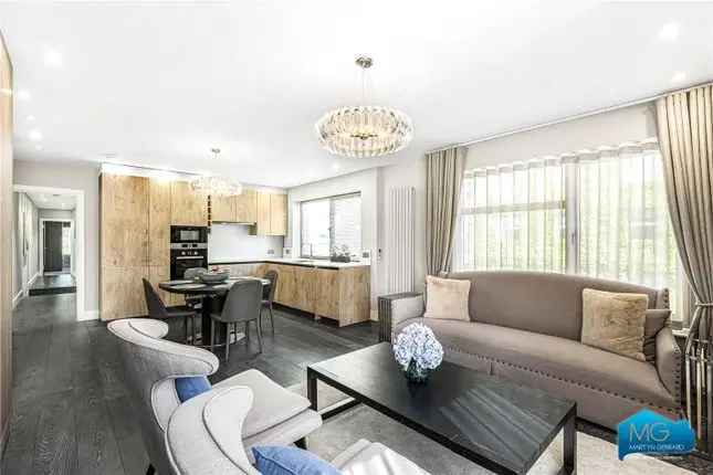 Flat to rent in St John's Wood Park, St John's Wood, London NW8